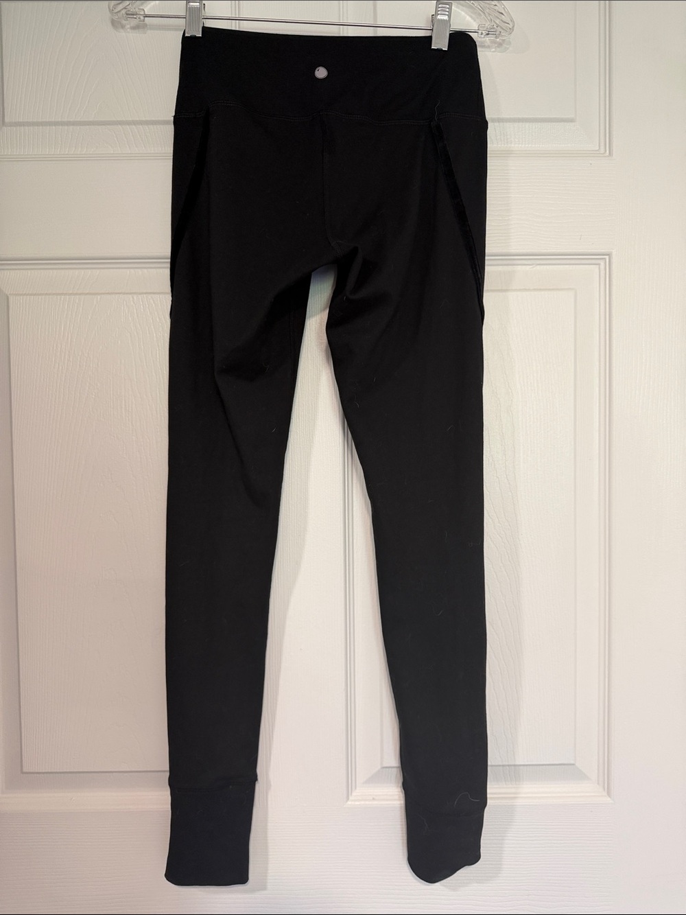 Black XS Yogalicious Active Leggings with velvet line design